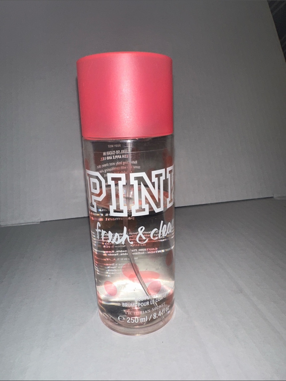 Victoria's Secret PINK Fresh & Clean Body Mist — Pink Cap